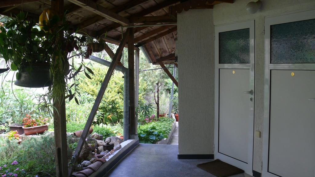 Villa Climate Guest House Varna Bagian luar foto