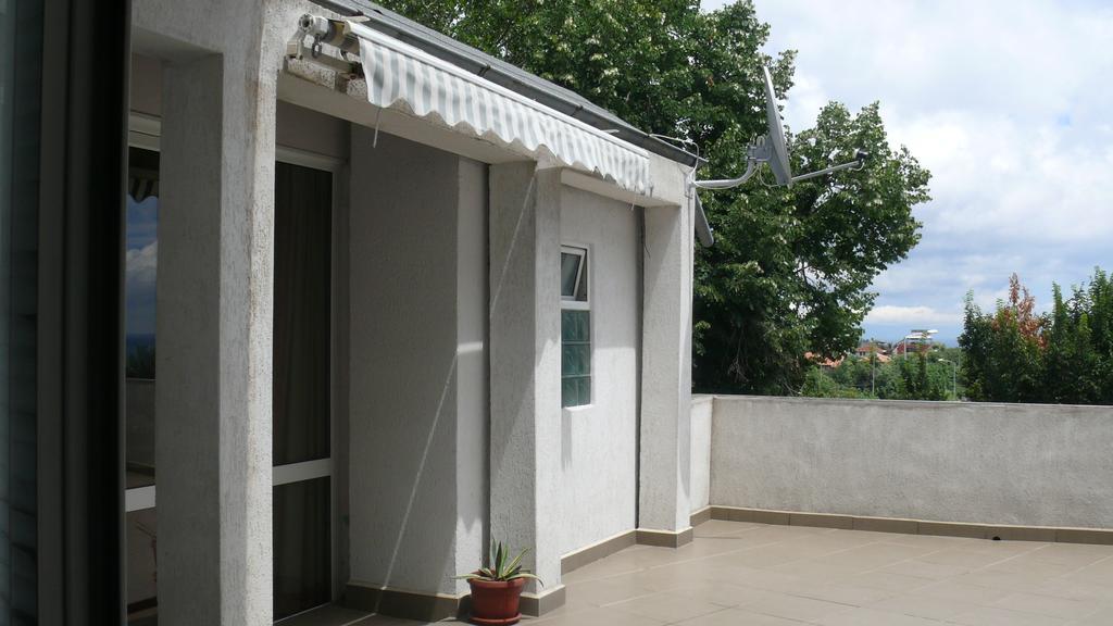 Villa Climate Guest House Varna Bagian luar foto