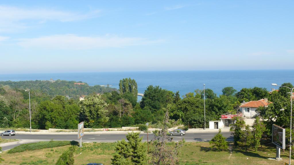 Villa Climate Guest House Varna Bagian luar foto